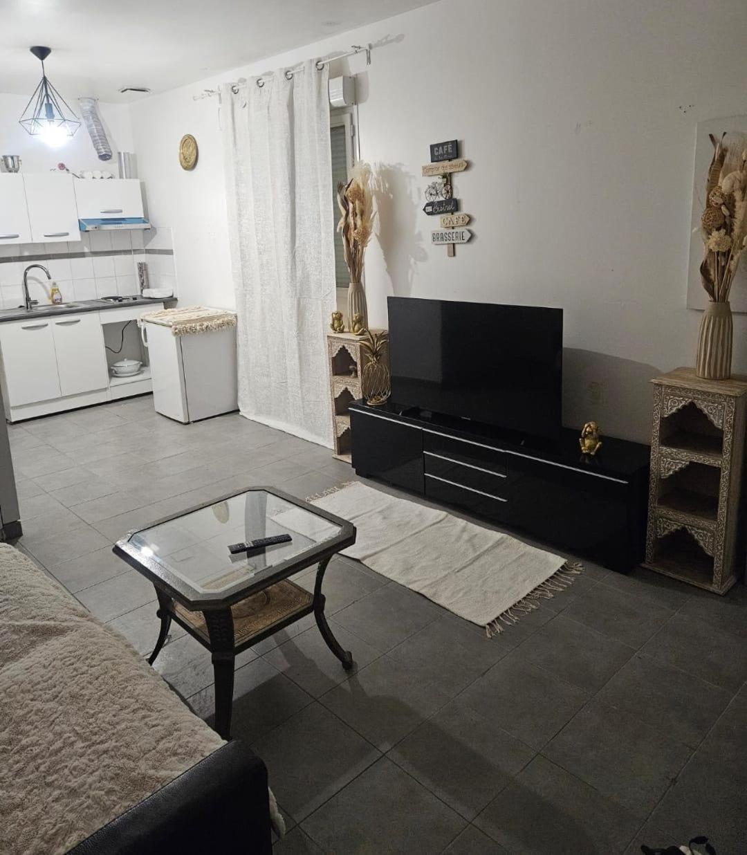 Studio A 2 Arret De Paris Pierrefitte-sur-Seine Extérieur photo
